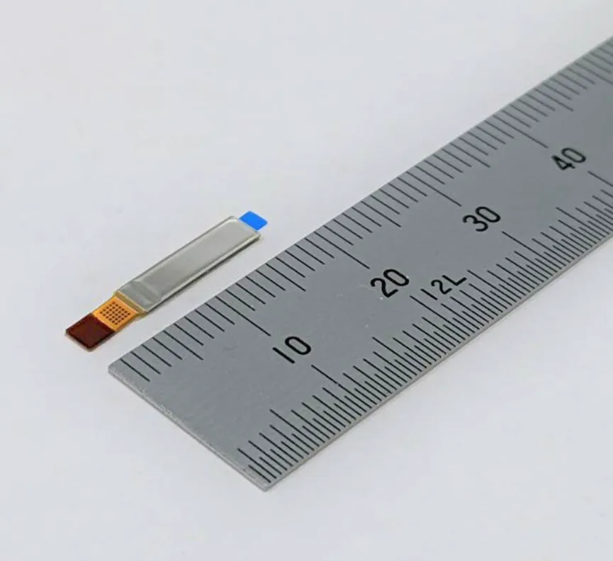 压电薄膜传感器与倾斜传感器提供灵敏的控制能力