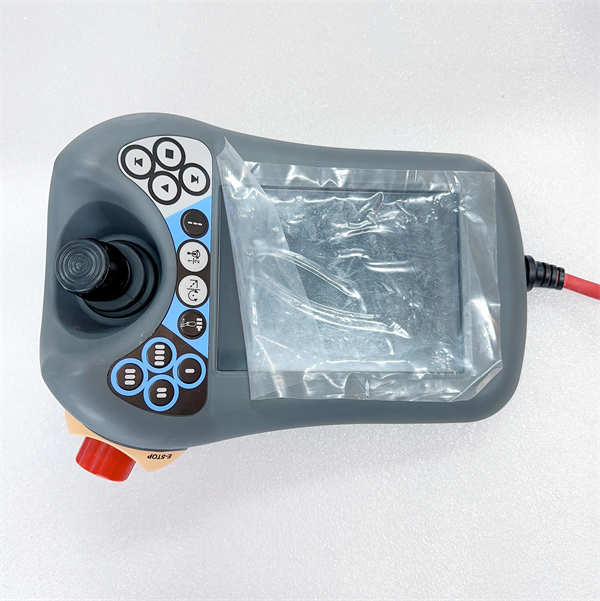DSQC679 3HAC028357-001 ABB 示教器