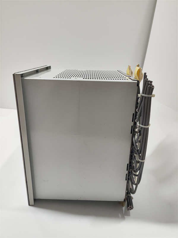 ABB RET670 1MRK002816-AB