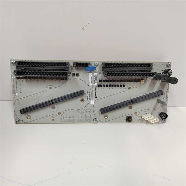 Honeywell   CC-PUIO31