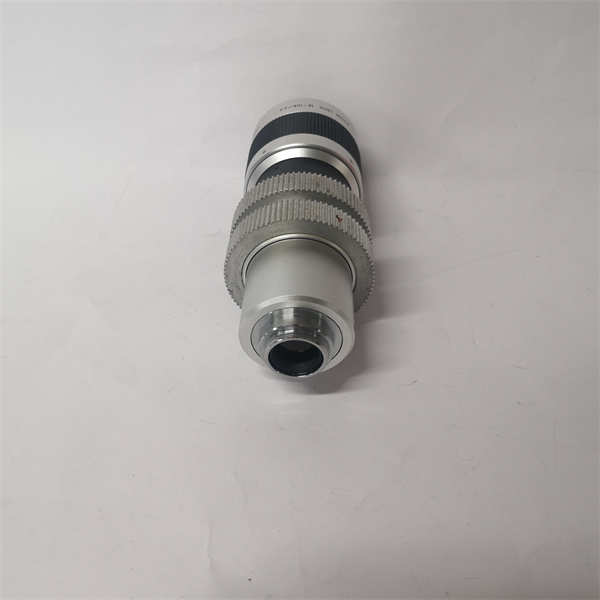 ZOOM LENS 18-10812.5