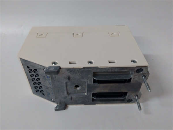 BMEP585040 SCHNEIDER