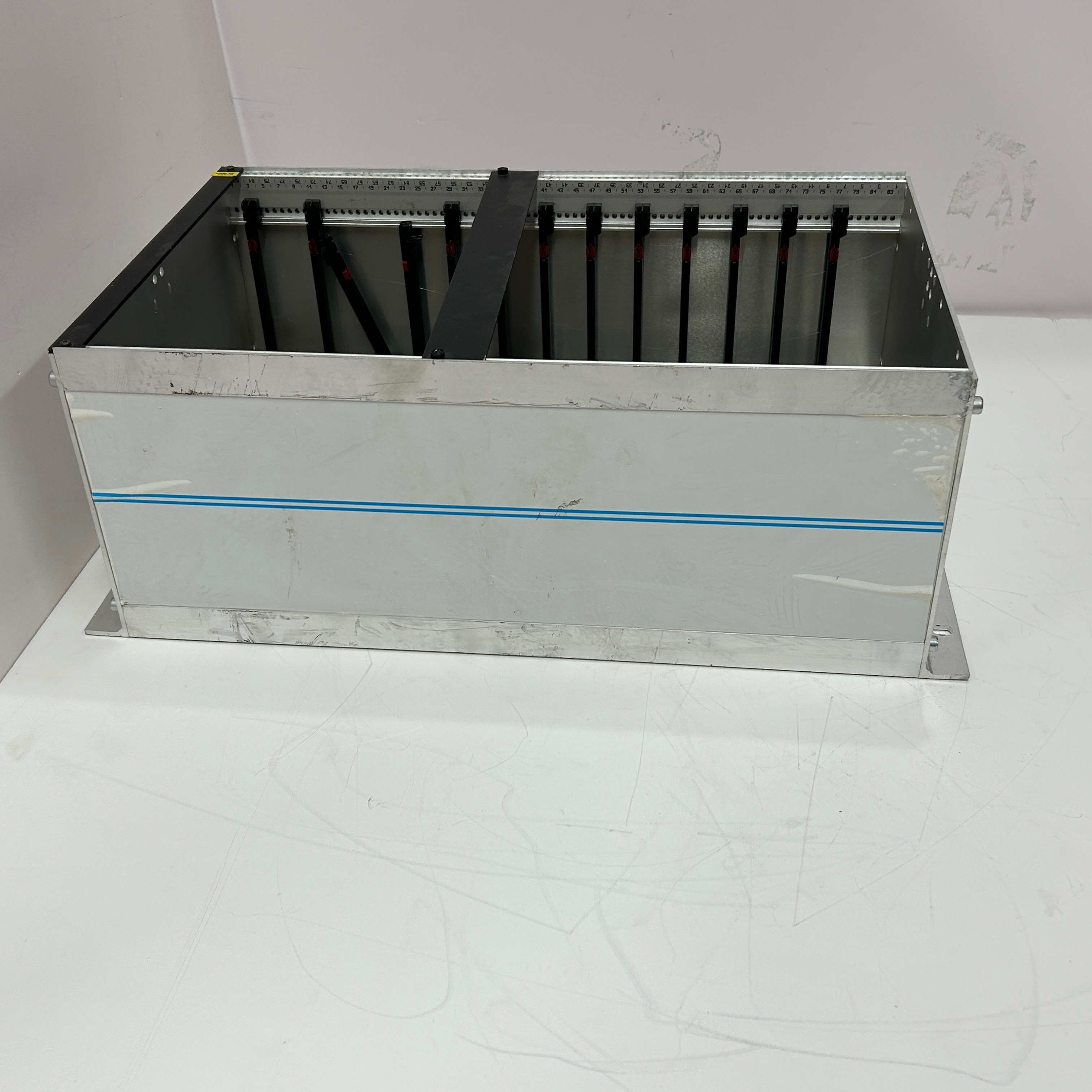 DEIF DELOMATIC-3 DGU2机箱